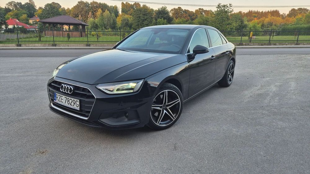 Audi A4 Limousine