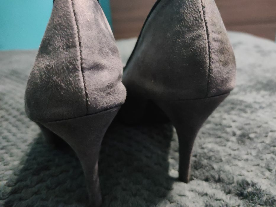 Szare grafitowe zamszowe szpileczki kokardka r 42 Graceland