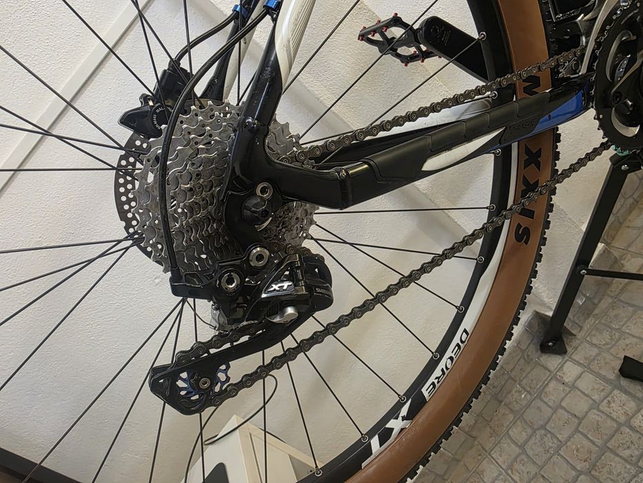 Bicicleta Scott scale team 29