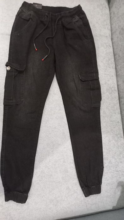 Нові джинсові джогери на підлітка/чоловіка розмір W31