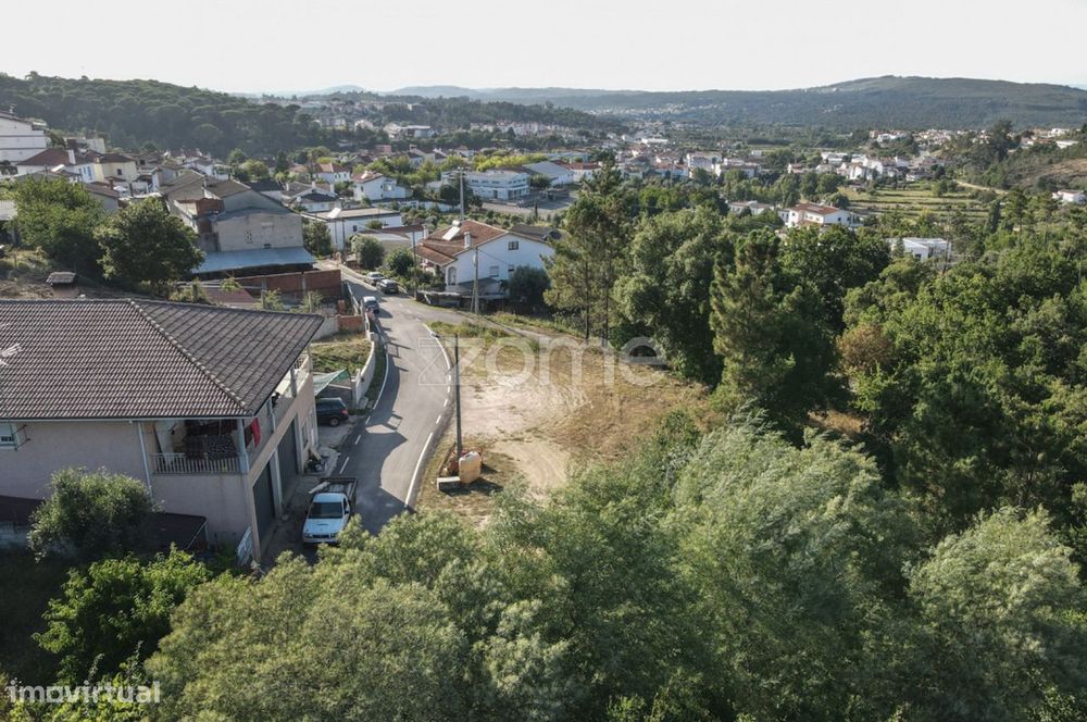Terreno Urbano de 2433m2