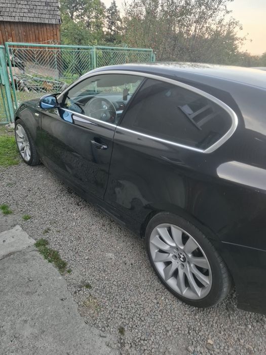 BMW E81 123D 2007R