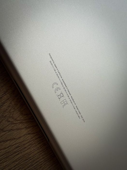 Apple MacBook Air M2 | 8GB | 256G | SREBRNY | Ideał, 100% bateria, 10 cykli, gwarancja !