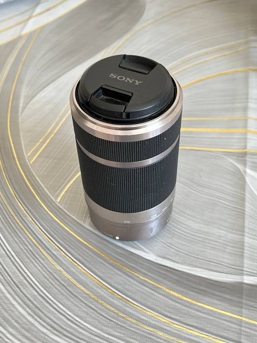 Sony E 55-210mm f/4.5-6.3 OSS (SEL55210)