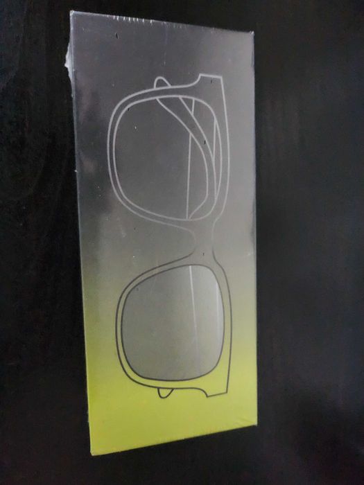 Eko Smartglasses sealed with tags