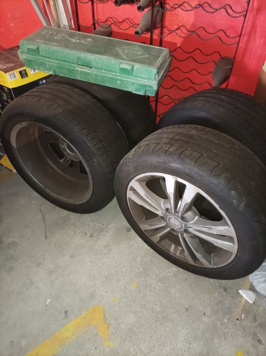 Jantes e pneus Mercedes