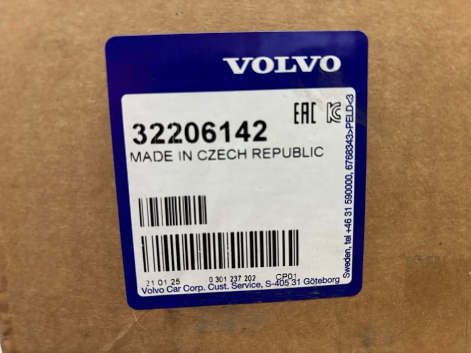 Otica direita Volvo V40