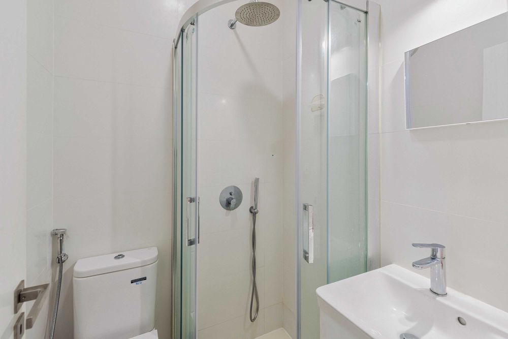Apartamento T3 Remodelado com Varandas em Setúbal