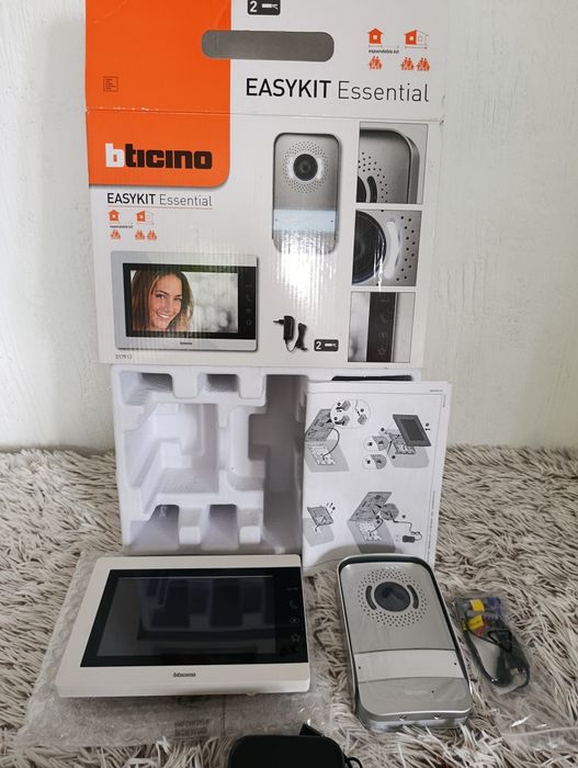 Wideoofon, domofon BTicino Easykit Essential 317913 7” 2-przewodowy nowy
