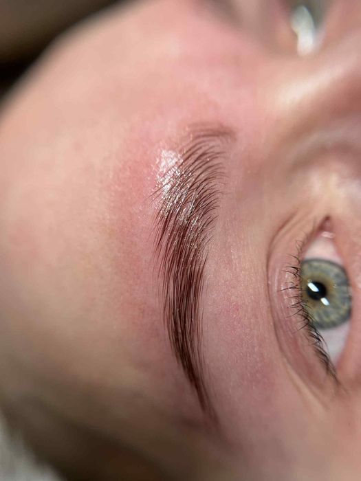 Przedłużanie rzęs 1:1, mokry efekt, laminacja brwi, lifting rzęs