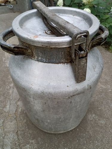 Продам бедоны,бочки,ведра под мёд и тд