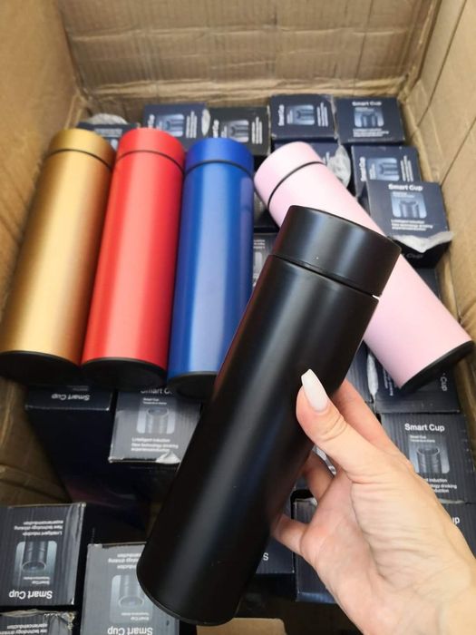 Розумний сенсорний термос з індикатором температури
сенсорний