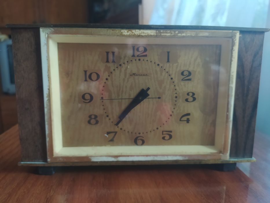 Годинники сучасні і часів  СССР