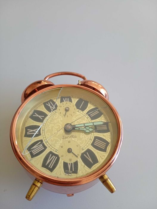 Будильник Zentra
