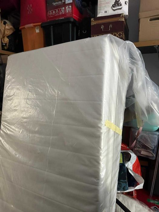 Sommier Solteiro com dois colchões