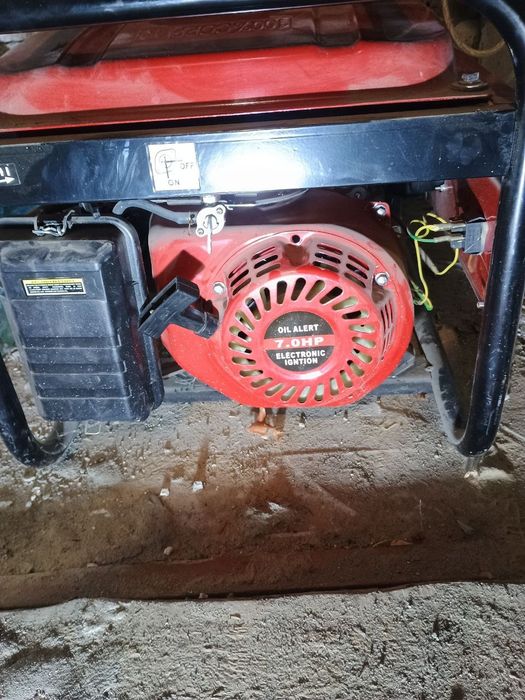 Продам бензо-генератор Ticer