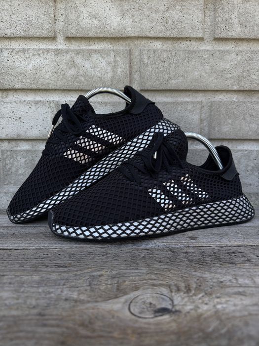 Czarne lekkie sneakers Adidas Deerupt Runner, rozmiar 43 1/3