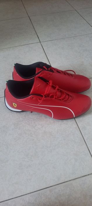 Sapatilhas Puma/Ferrari. Novas e ainda na caixa original. Número 42