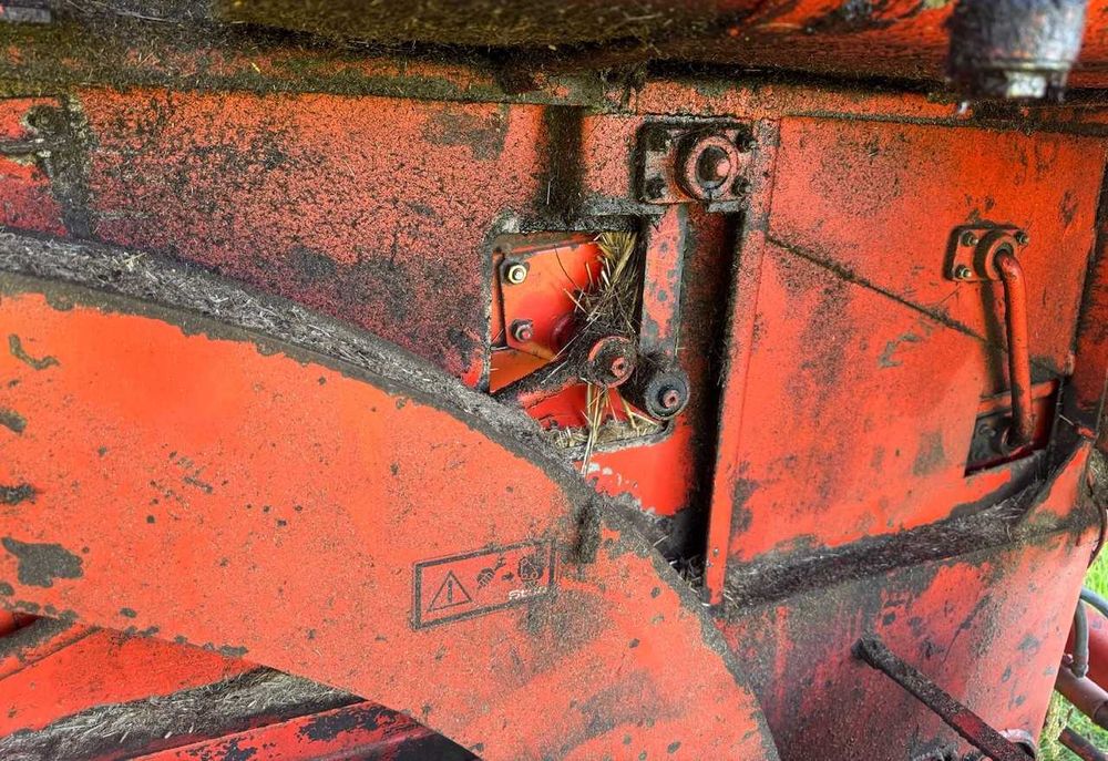 Elewator kłosowy - bukownik Kombajn Deutz Fahr M1300,1322 inne