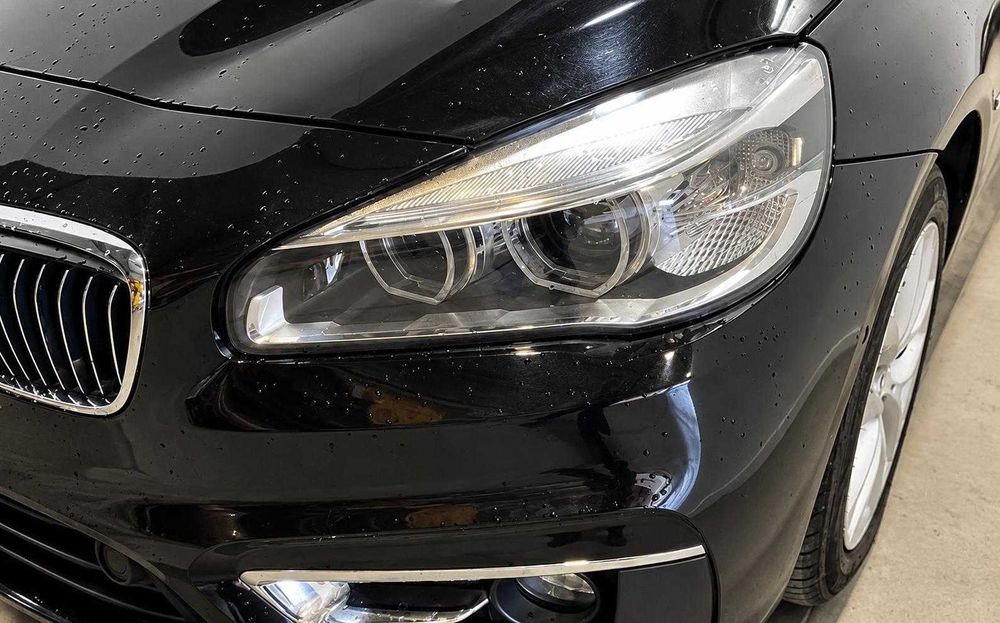 Bmw serie 2 Gran Tourer 218D 7 lugares  Line Luxury Auto — photo 2