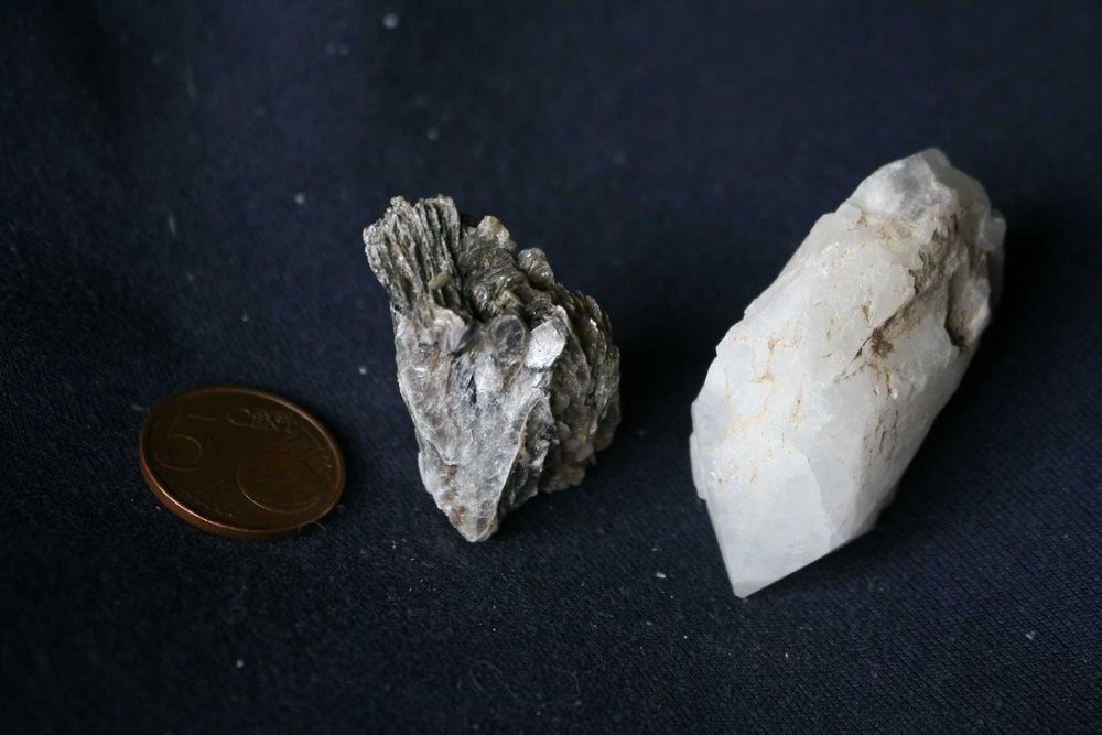 Minerais – Quartzo e moscovite (inclui envio)