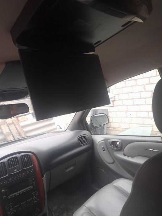 Крайслер гранд вояджер