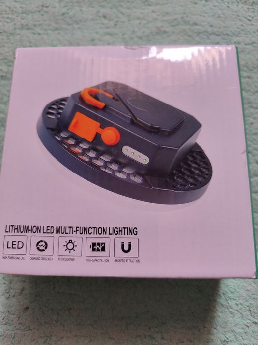 Кемпінговий ліхтар з повербанком