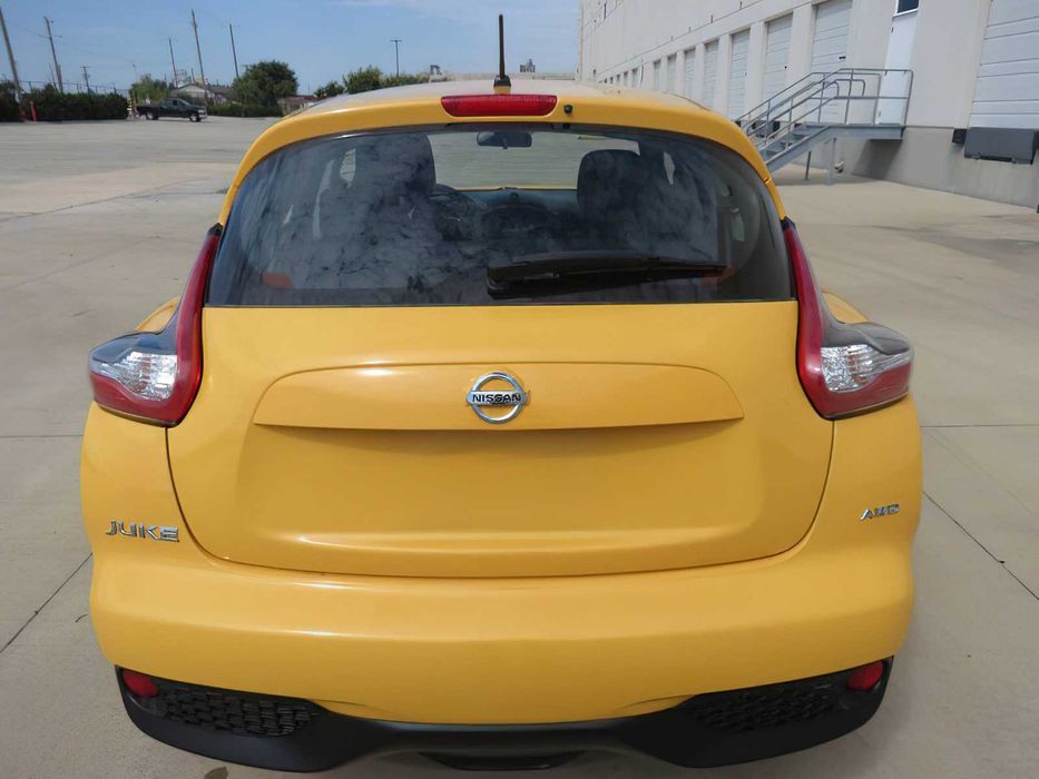Nissan Juke SV      2016
