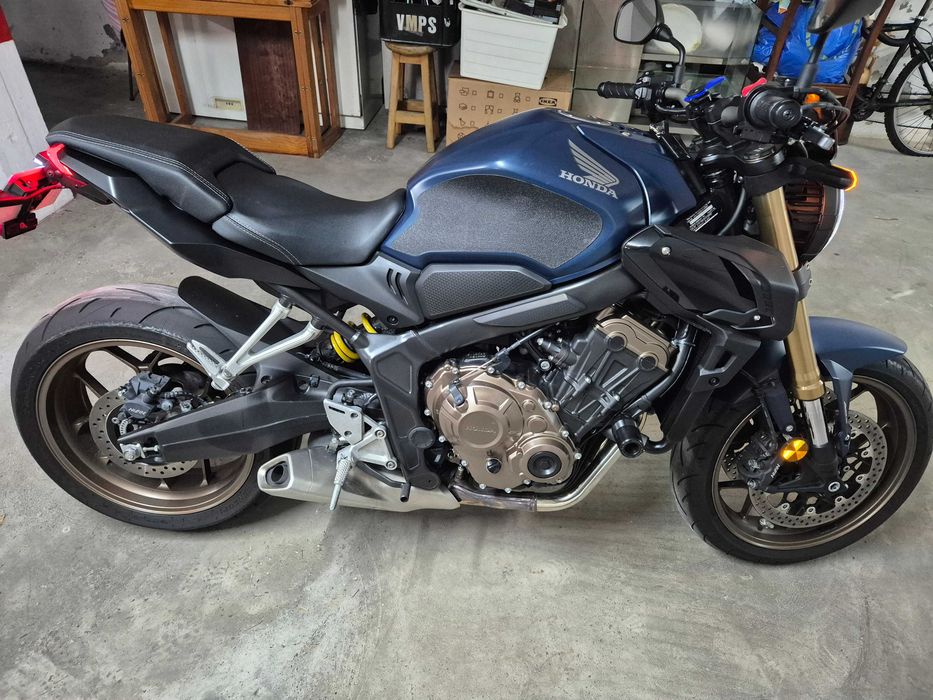 Honda CB 650R «VALOR FIXO»