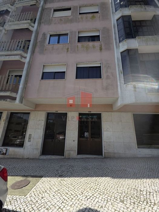 Loja comercial — Cacém E São Marcos, Lisboa