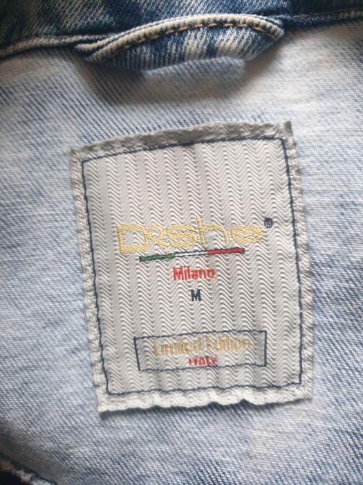 Джинсовая курточка Италия ,размер  44-46.