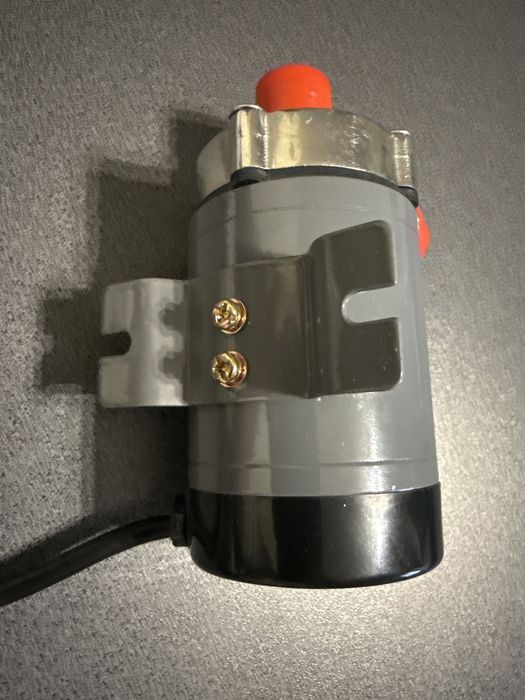 Zanurzeniowa Pompa Olejowa