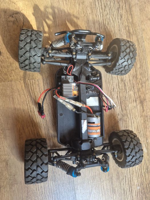 Машинка на радіокеруванні RC