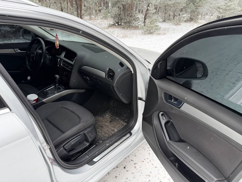 Продам Audi A4! 2.0 дизель