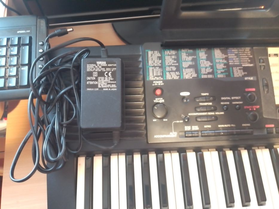 Синтезатор YAMAHA