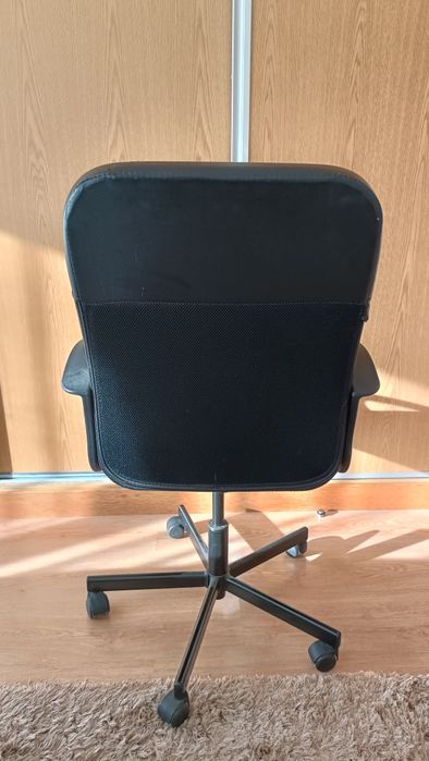 Cadeira de escritório - IKEA modelo Fingal