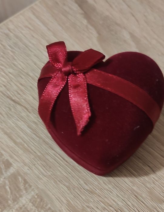 Коробочка ( футляр) для кольца