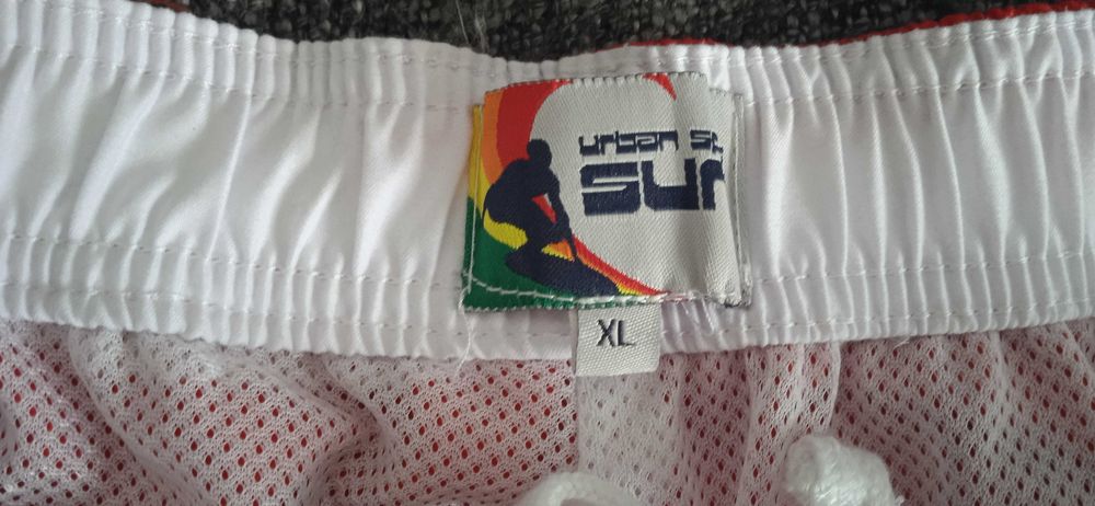 шорты surf  розмір   XL