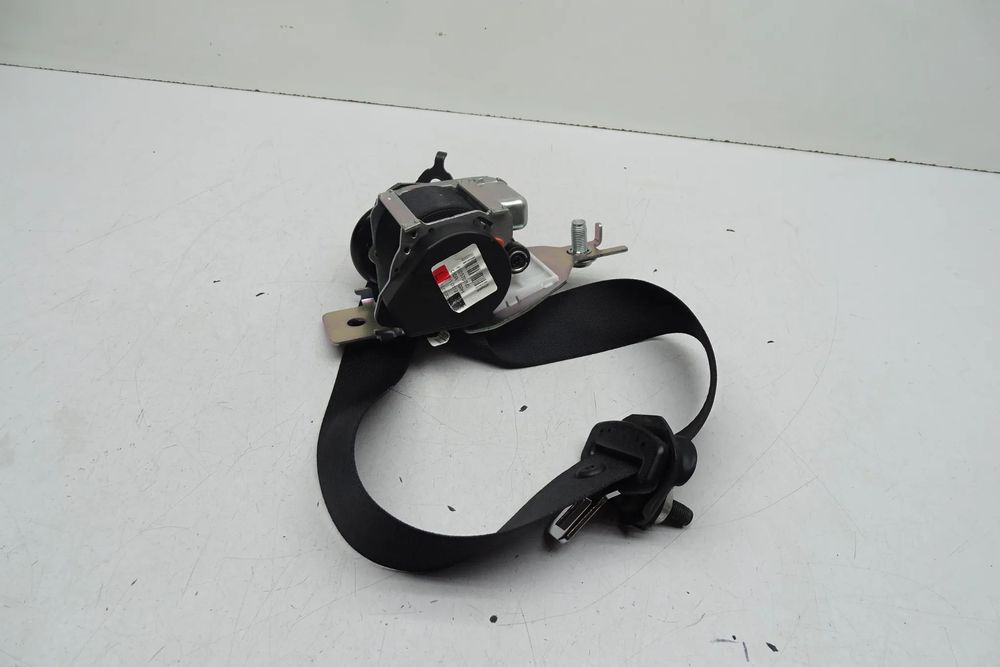 Mercedes-Benz ML W166  Pas Bezpieczeństwa Fotela Tylnego  Lewy 1668603185