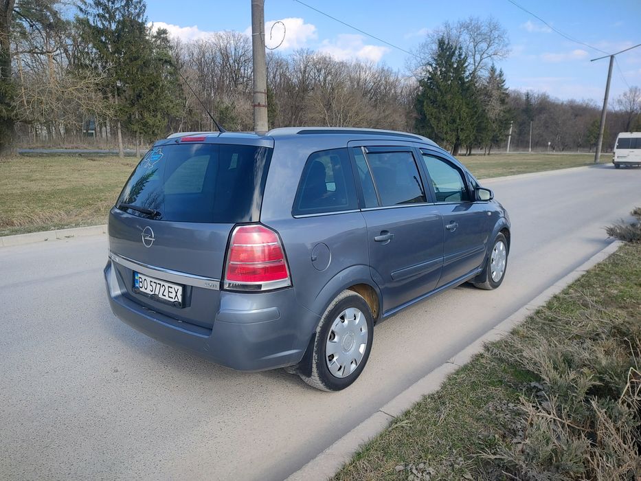 Opel Zafira b 1.9ctdi 2005 рік