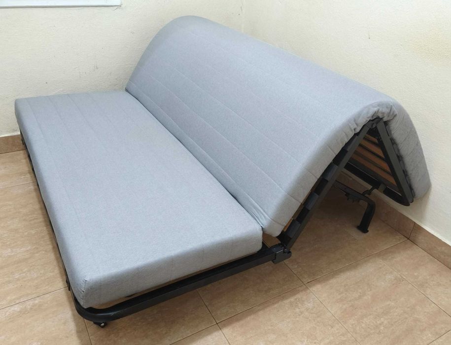 Sofá Cama  - Convertível - Excelente Estado | Confortável