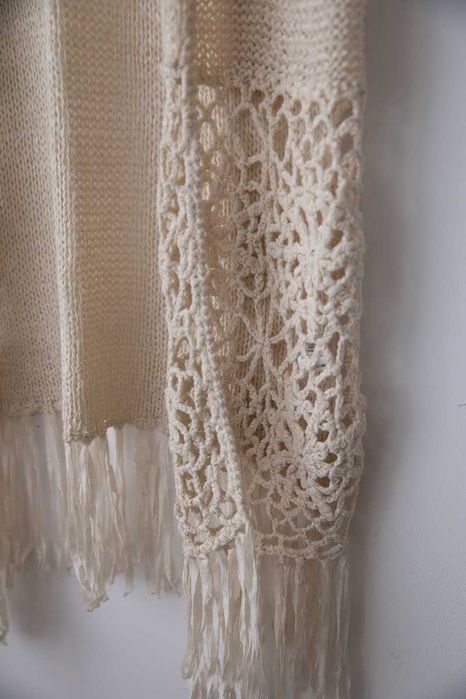 Dzianinowa azurowa narzutka bezrekawnik kamizelka boho