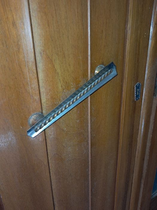 Roupeiro de 3 portas