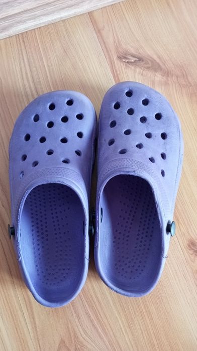 Buty dziecięce ogrodowe