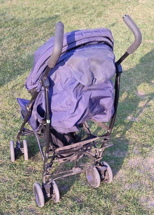 Cuggl - wózek spacerówka parasolka