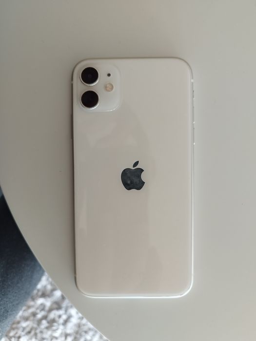 iPhone 11  Branco
