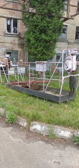 Люлька будівельна фасадна