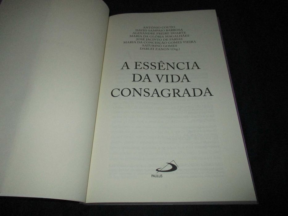 Livro A Essência da Vida Consagrada