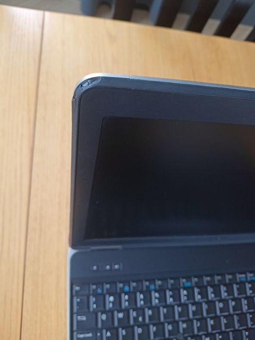 Laptop ze stacją Dell i7 Latitude 6540