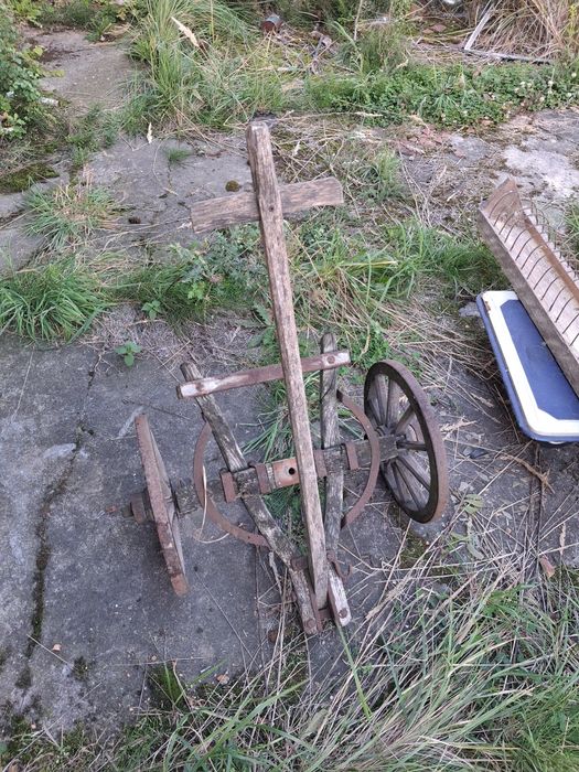Sprzedam pług konny wraz z kolcami dekoracja ogrodu zabytkowe rolnictwo